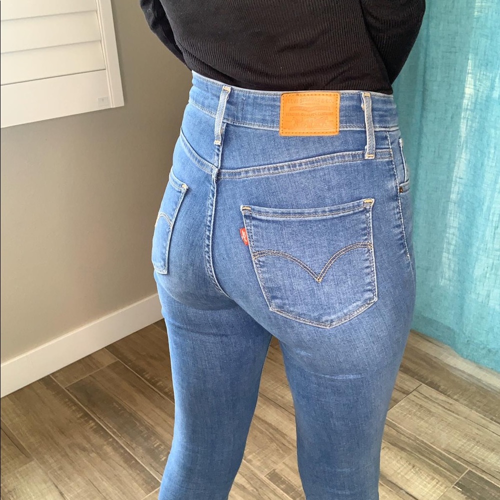 Levi jeans
